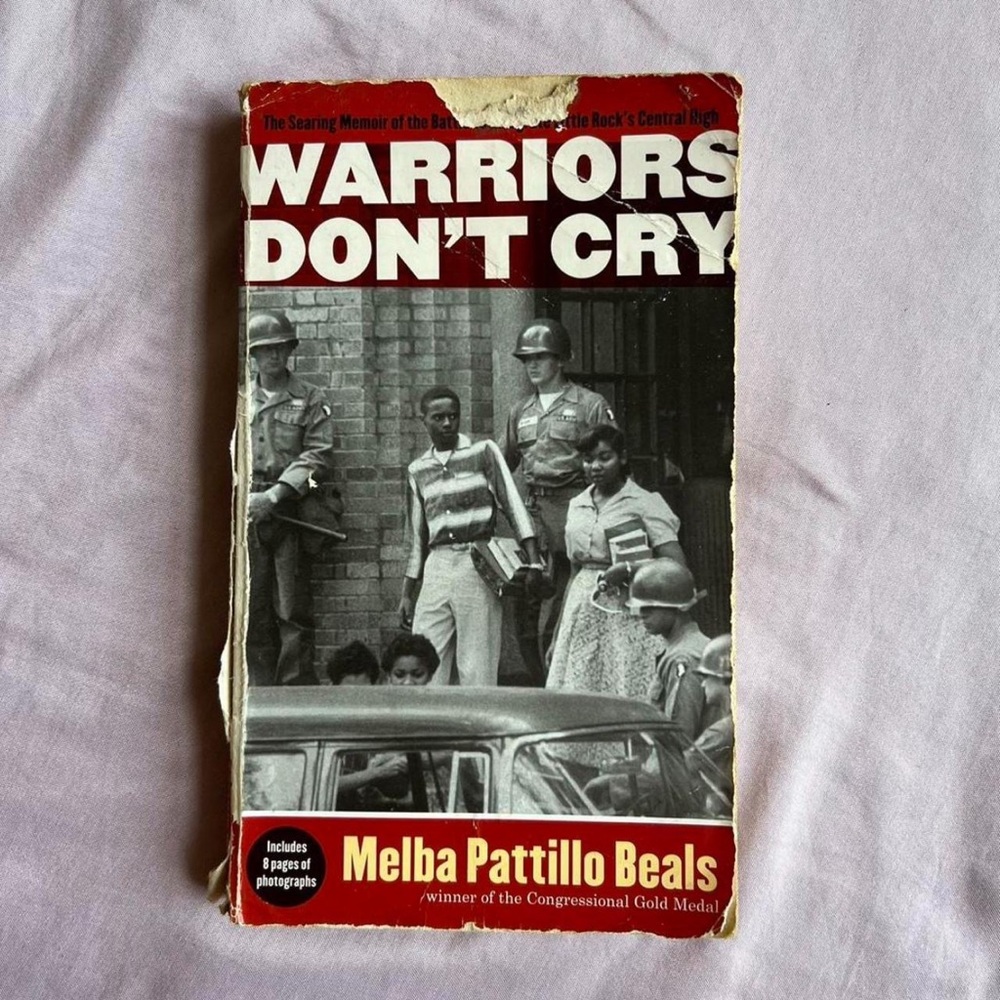 WARRIORS DON’T CRY BY MELBA PATTILLO BEALS 📖